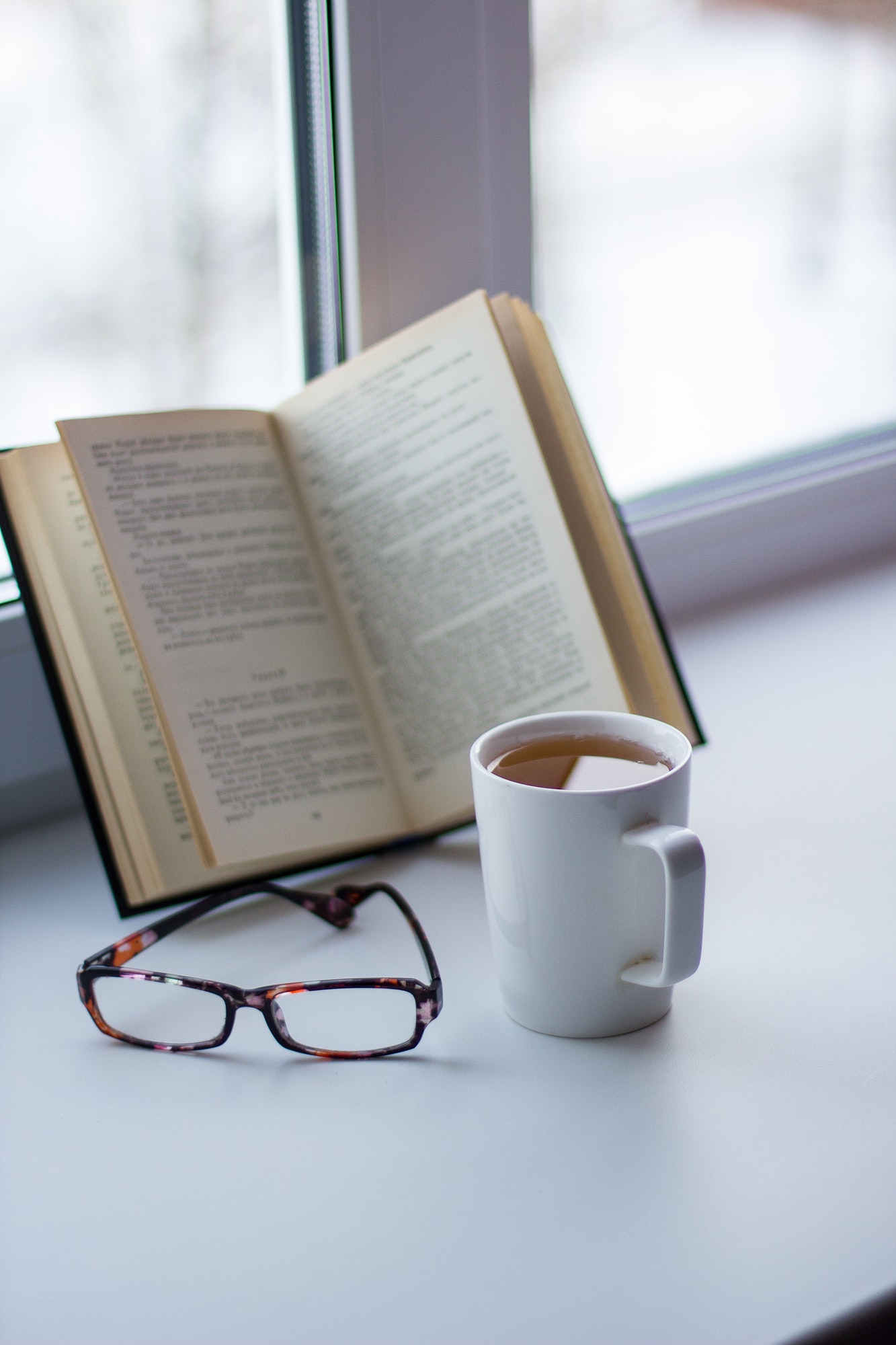books-and-glasses-.jpg books-and-glasses-.jpg